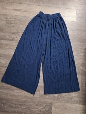 Free People Free-est Navy Extreme Wide Leg Palazzo Flowy Boho Pants, NWOT